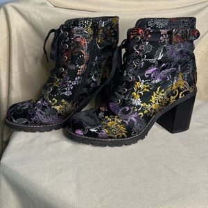 Diba BEAUTIFUL embroidered boot 10